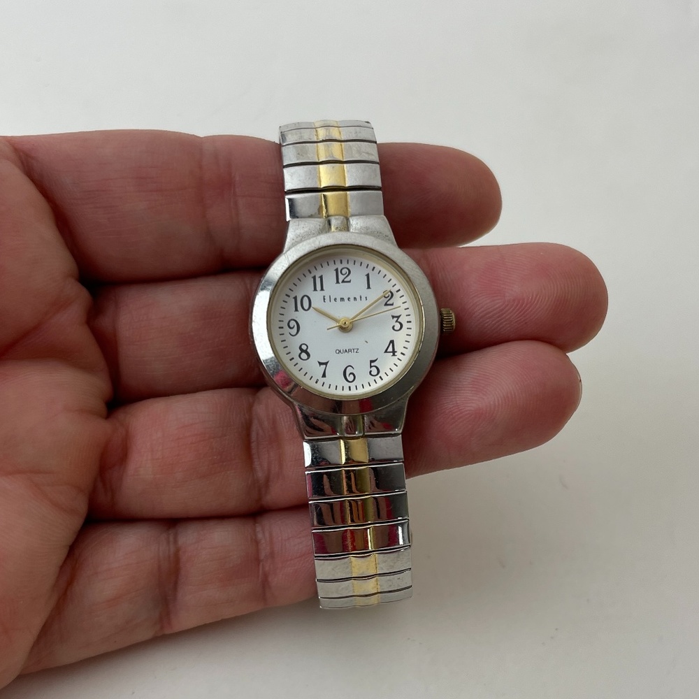 Elements Elastic Metallic Band Watch